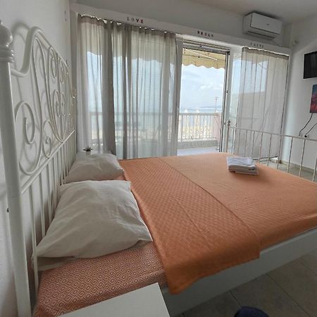 Breeze Apartments Peraía Esterno foto